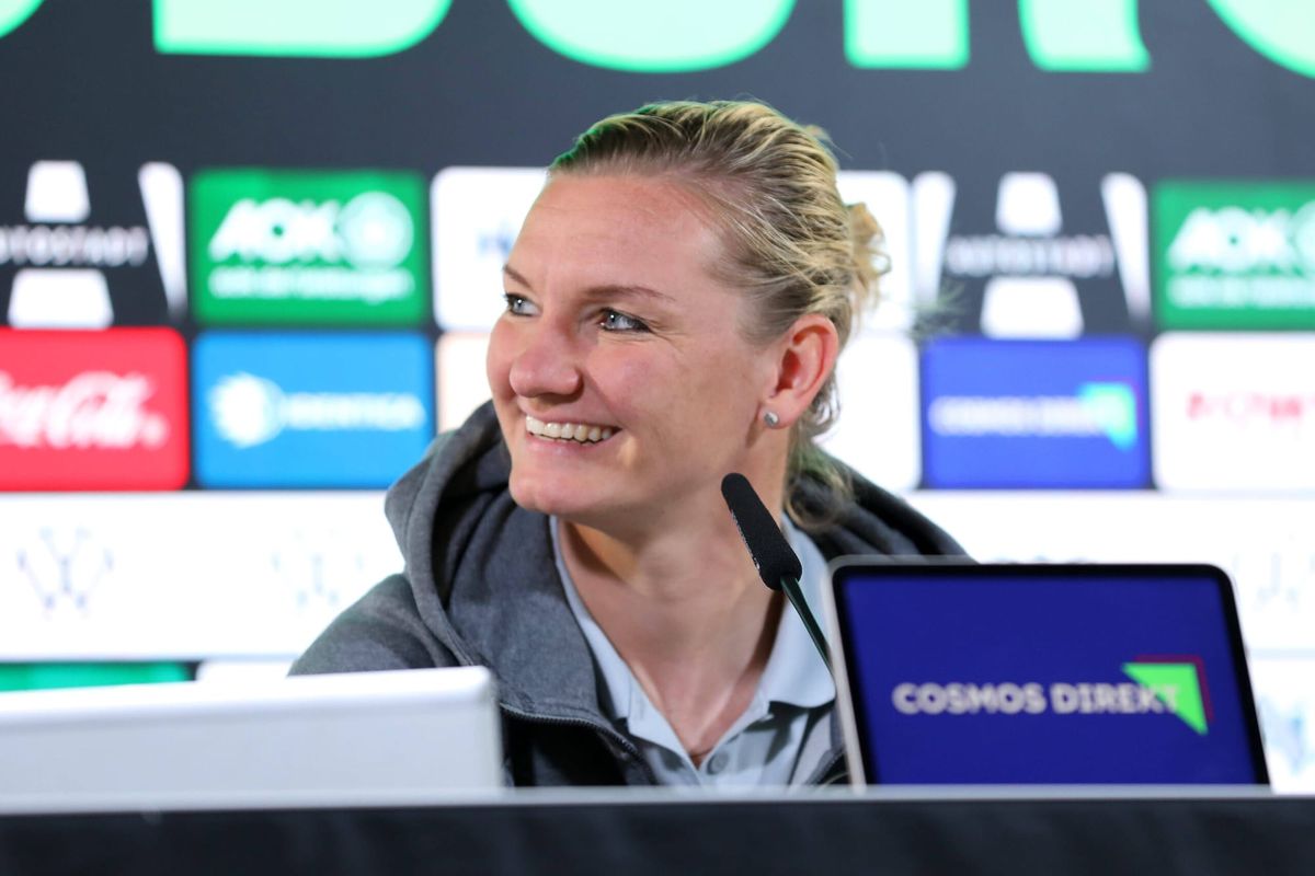 VfL Wolfsburg feiert Alex Popp - und hat noch keinen Plan für die Zeit danach