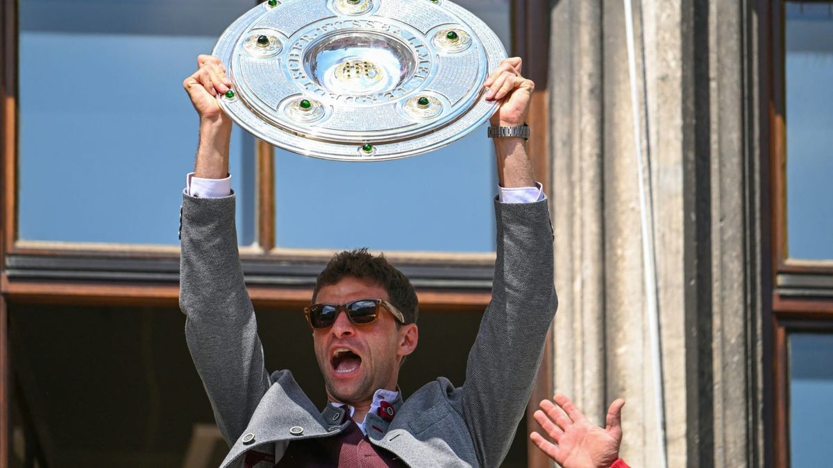 Für 30 Jahre vorgesorgt: Meisterschale mit neuem Ring