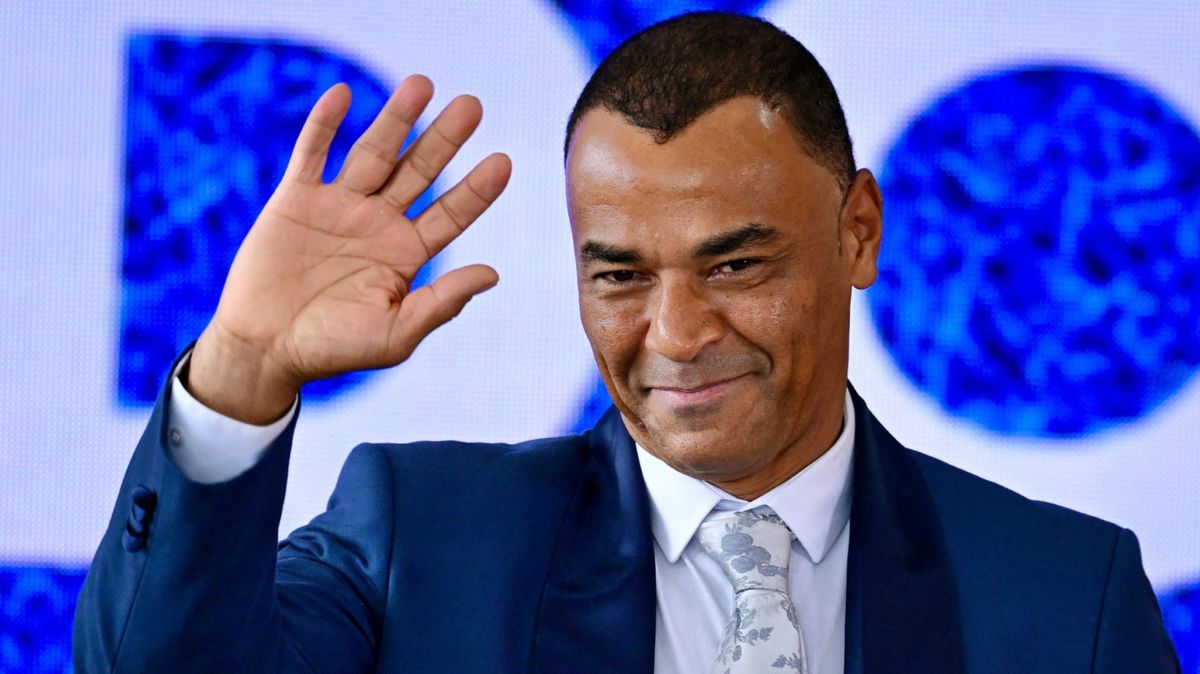 Cafu adelt Bayern: "Vorbild für die Kunst des Fußballspiels"