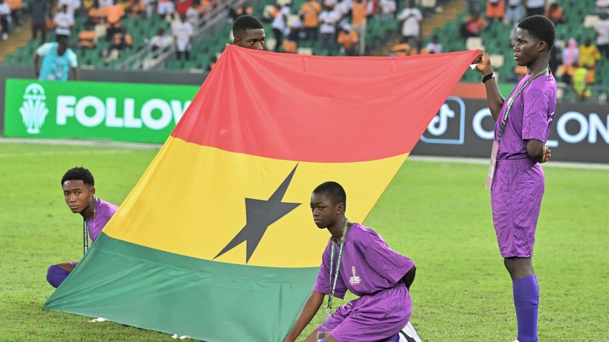 Ghanaischer Fußballer stirbt nach Überfall auf Teambus