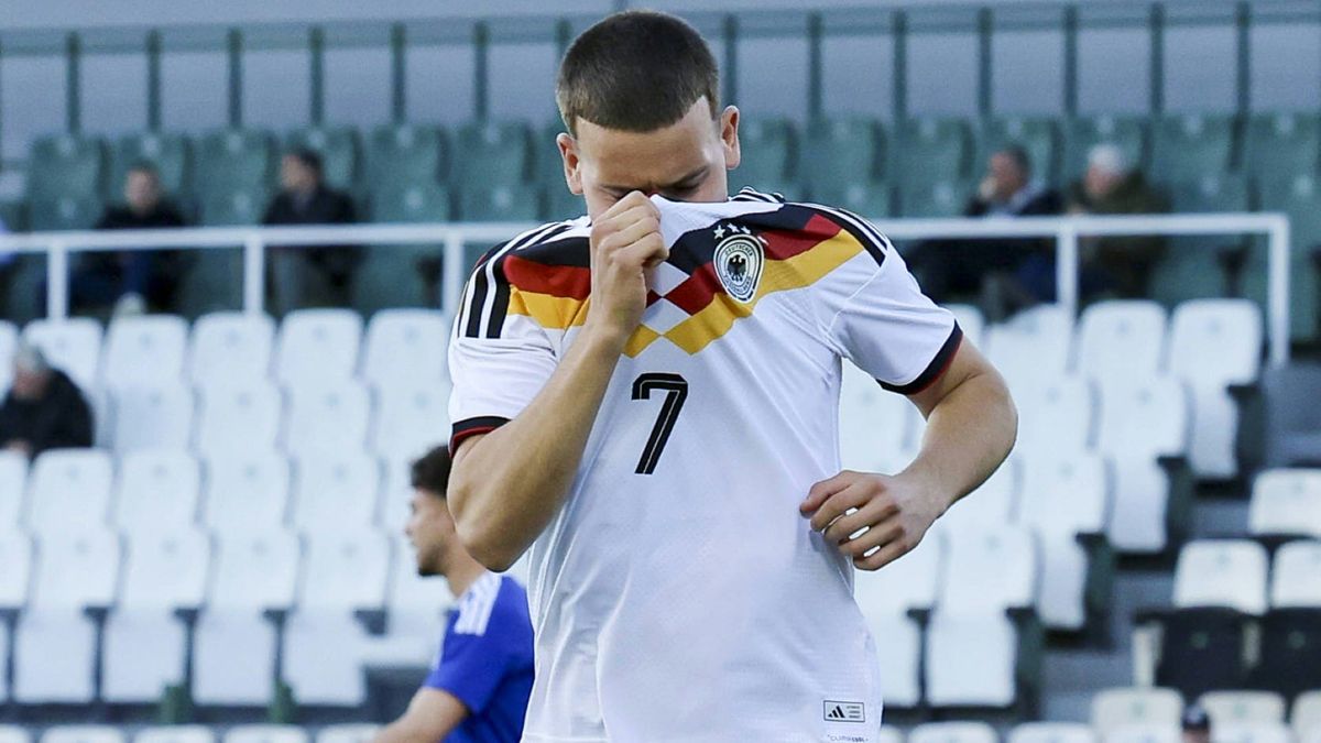 Di Salvo fühlt mit El Mala: "Gibt Wichtigeres als Fußball"