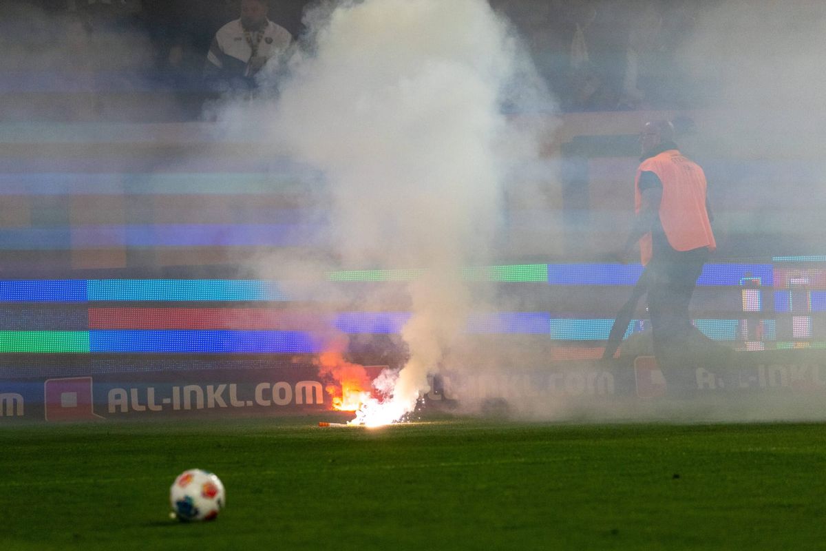 DFB-Urteil zu Dresden gegen Hertha: Pyrotechnik gilt jetzt als Waffe
