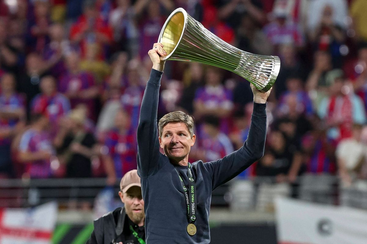 Oliver Glasner krönt sich in London – und stellt die Bundesliga bloß