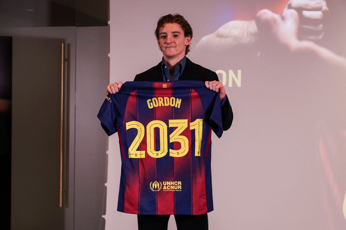 Flick lockt Anthony Gordon nach Barcelona: Eine Ohrfeige für die Bayern