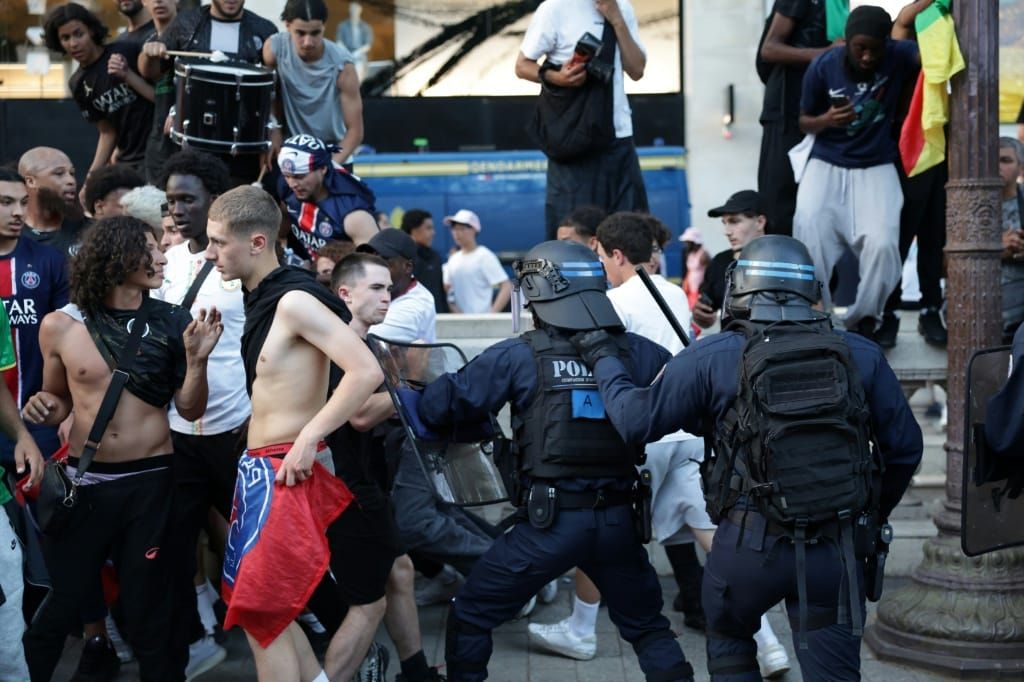 Während Champions-League-Finale: Zusammenstöße in Paris