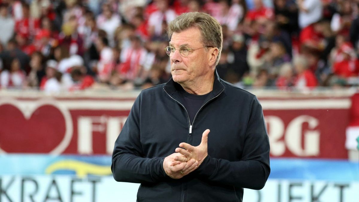 Trotz CL-Aus: Wolfsburgs Hecking erwartet starke Bayern