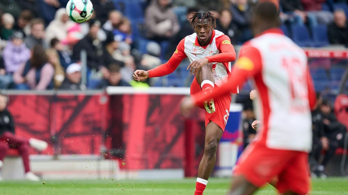 Erster Book-Transfer perfekt: BVB holt Gadou