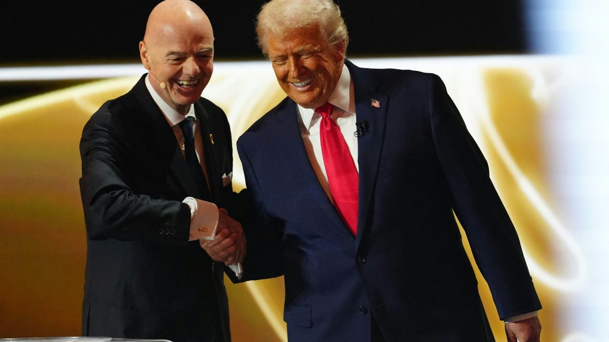 FIFA in der Kritik: Trump-Anbiederung "auf peinlichste Art"