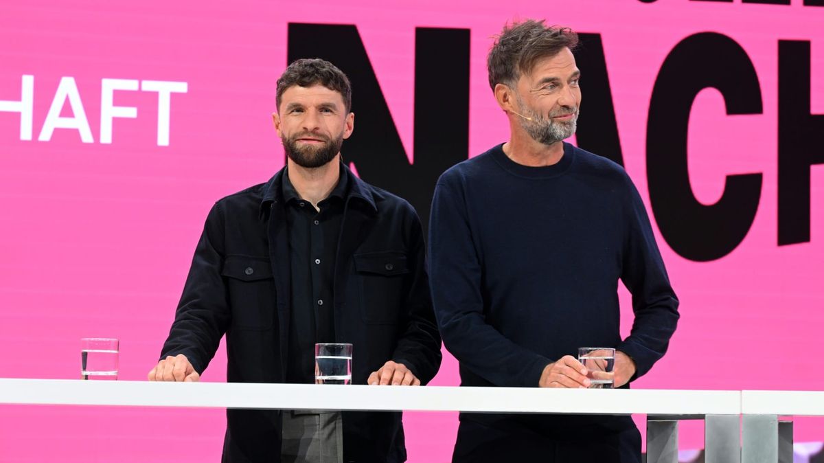 Telekom vereinbart für WM weitere Lizenzpakete