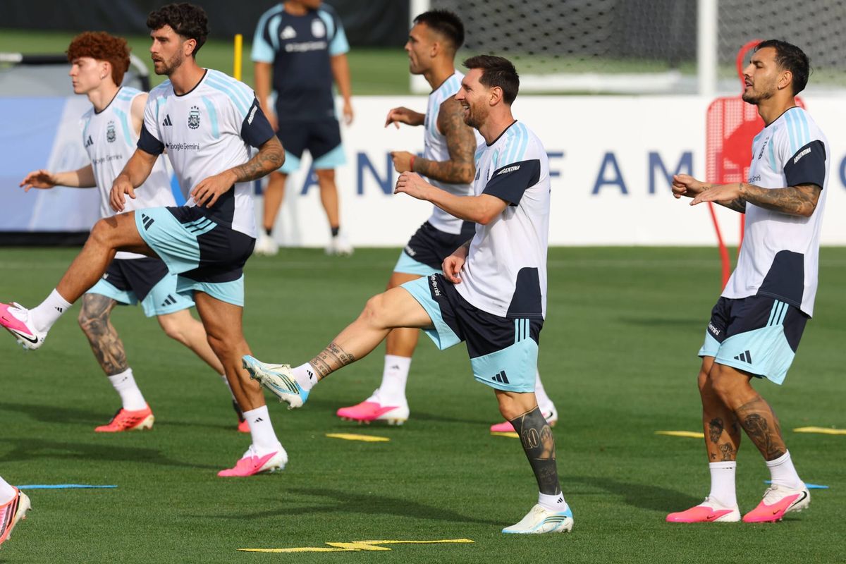 Algeriens Beschwerde gegen Messi: Wofür ist der VAR eigentlich da?