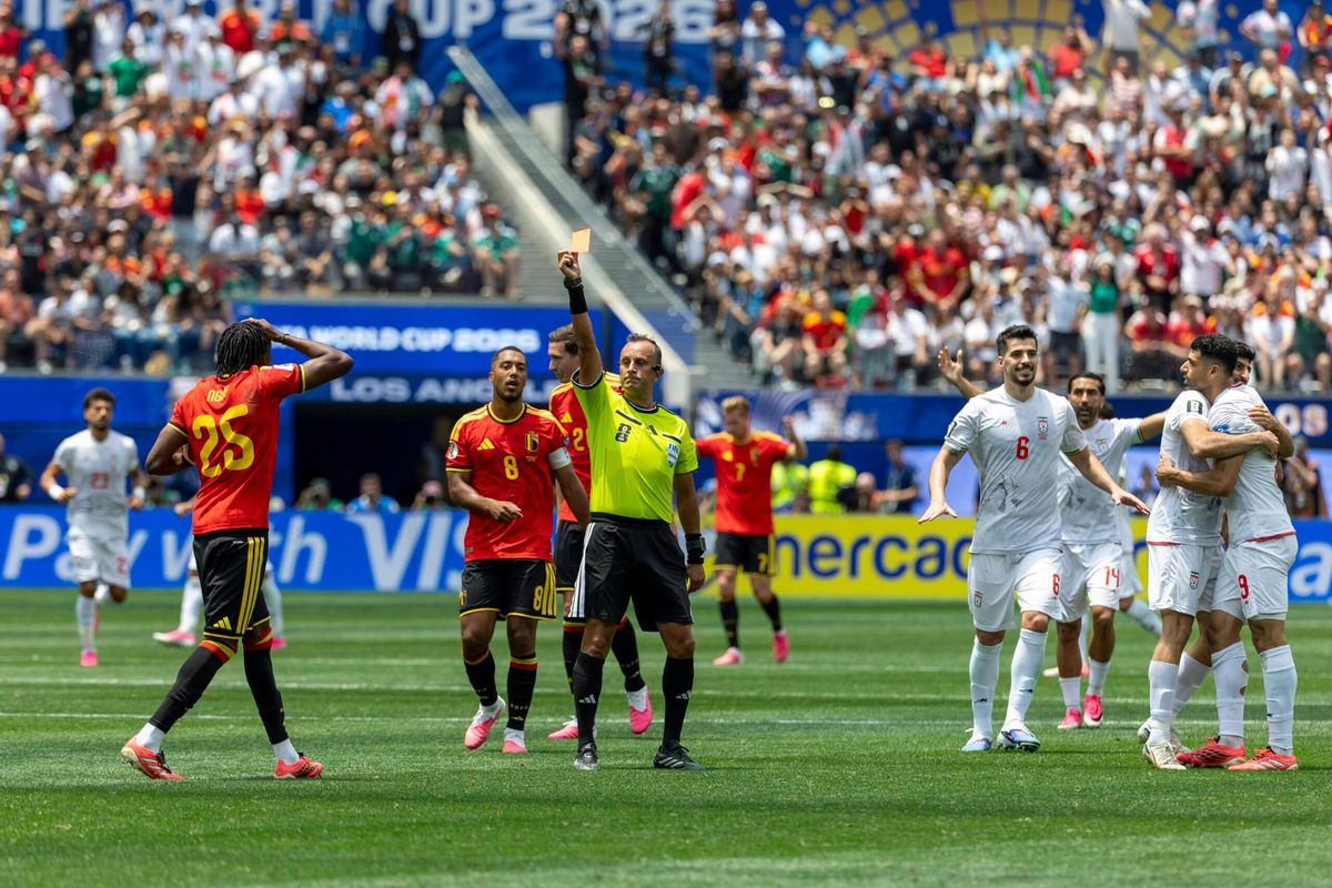 Harte Linie bei der WM 2026: Acht Platzverweise nach vierzig Spielen