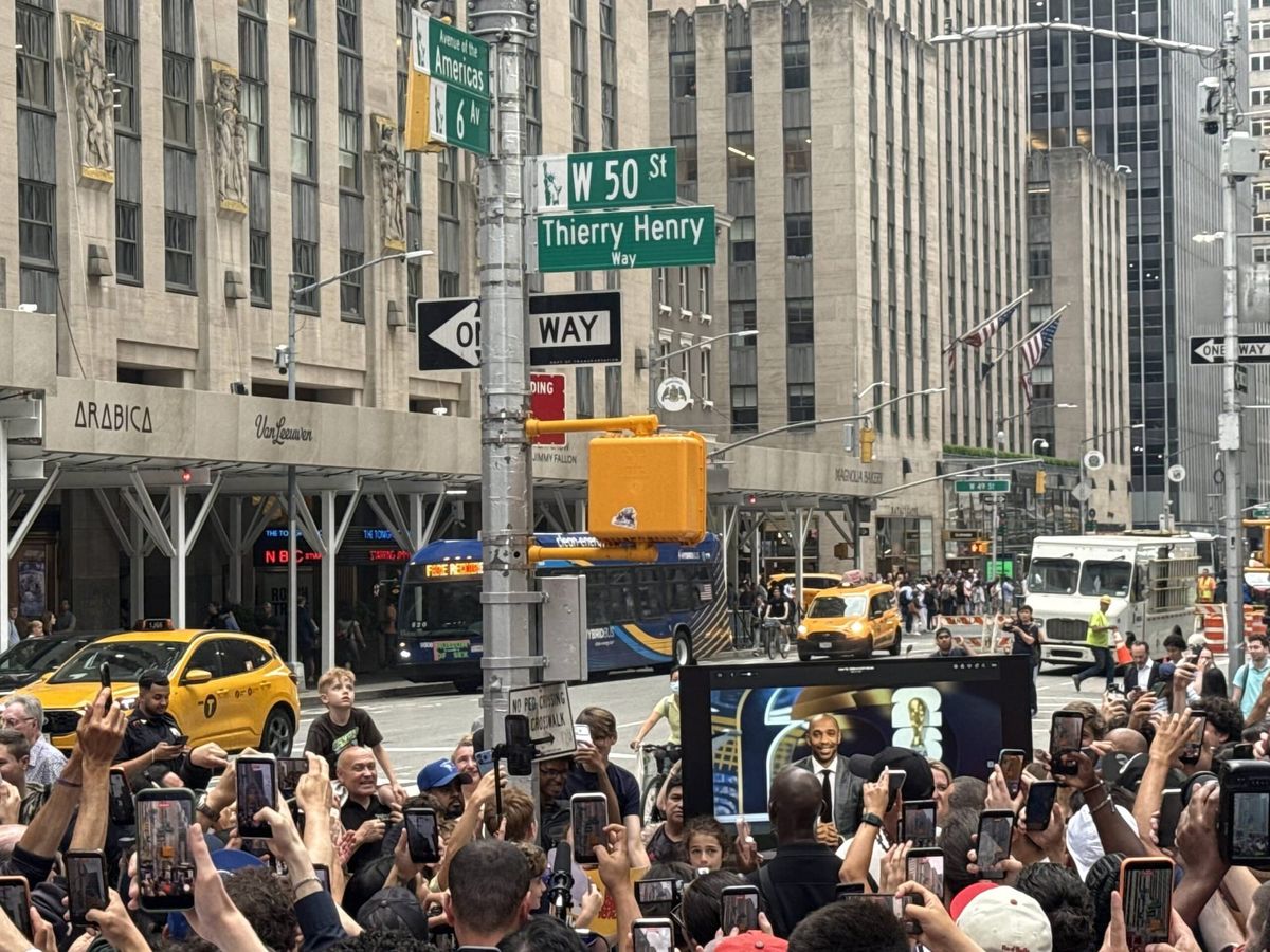 Fußball auf Probe: New Yorker Straßenschilder mit Verfallsdatum