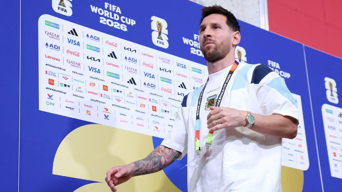 Sechste WM: Messi schreibt erneut Geschichte