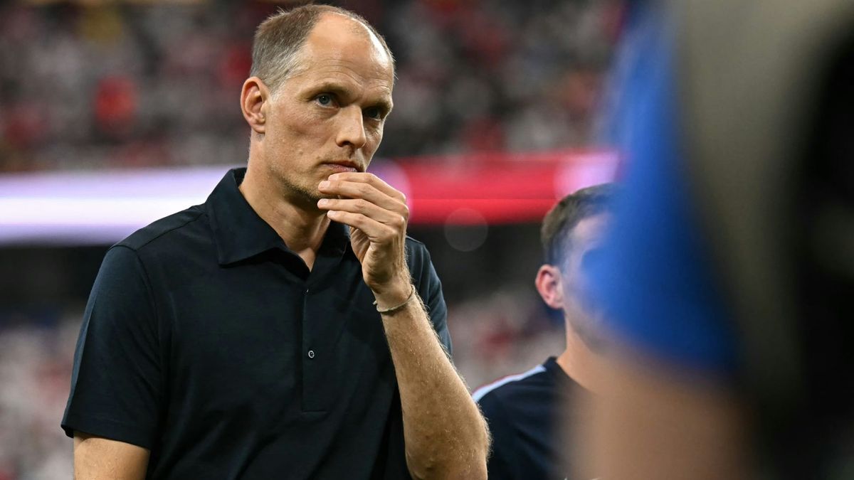 Tuchel kritisiert Fotografen-Position bei der Hymne