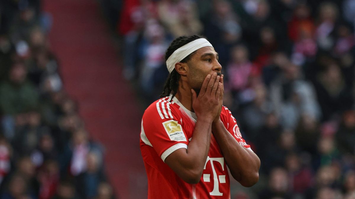 FC Bayern: Gnabry trainiert erstmals mit Ball