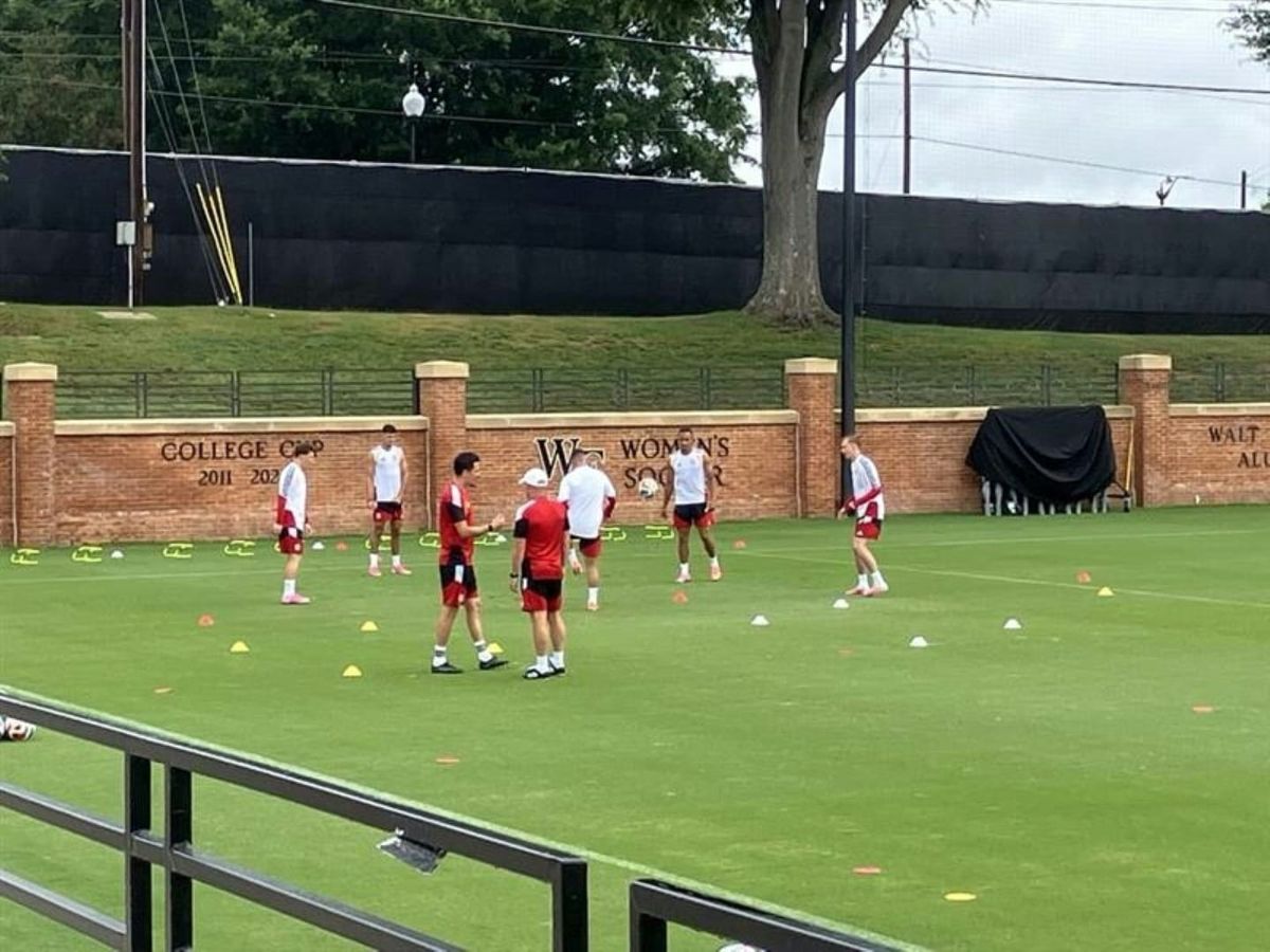 DFB-Team trainiert komplett