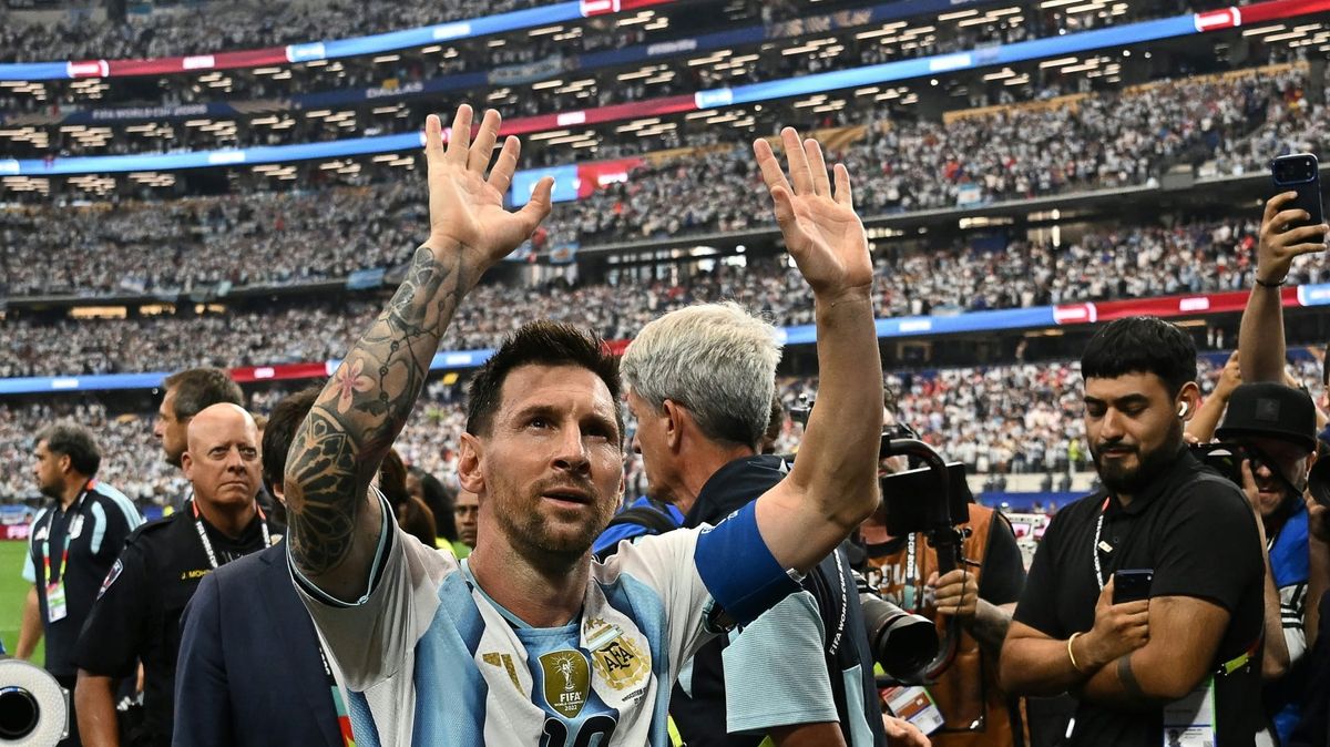 Zum 39. Geburtstag: Kuchen für Superstar Messi