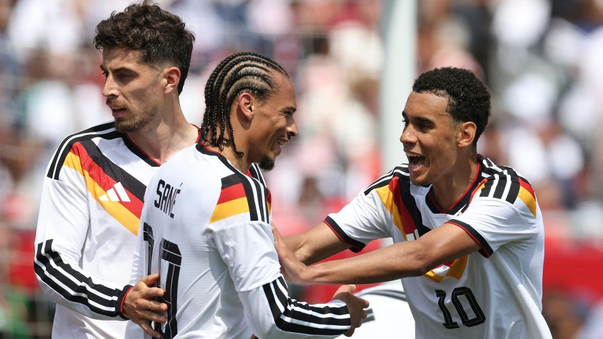 FIFA-Weltrangliste: Deutschland geht als Zehnter in die WM