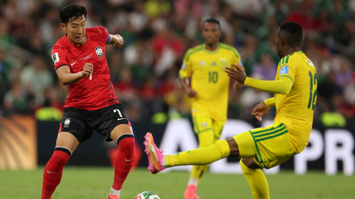 Südafrika erstmals in der K.o.-Runde der Fußball-WM