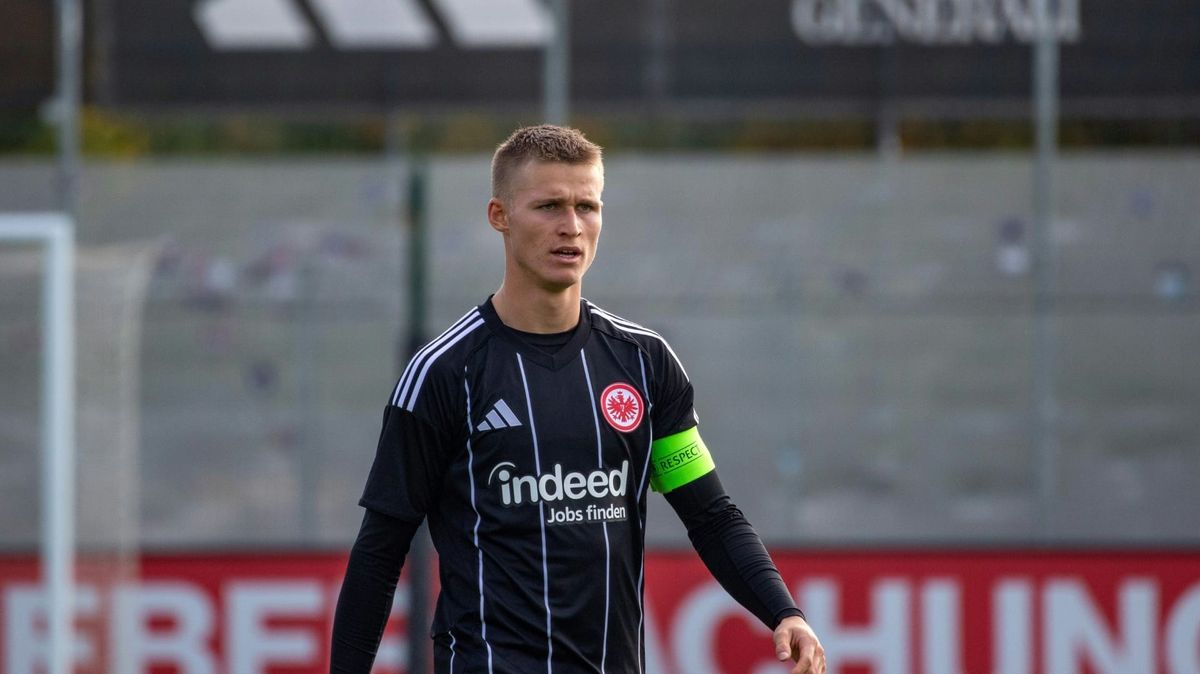 Frankfurt gibt Talent Fenyö fest nach Ungarn ab