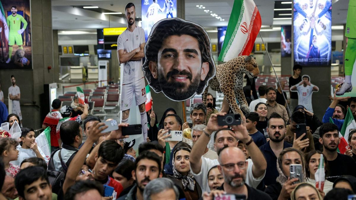 Nach "katastrophaler" WM: Irans Team begeistert empfangen