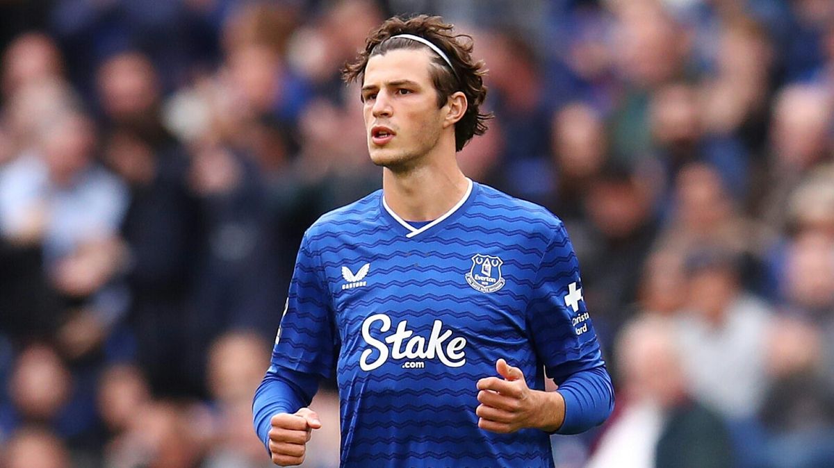 Kaufpflicht: Röhl wechselt fest zu Everton
