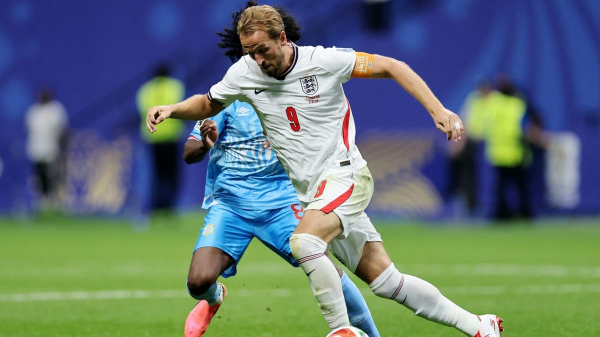 Kane erlöst England: Zittersieg gegen DR Kongo