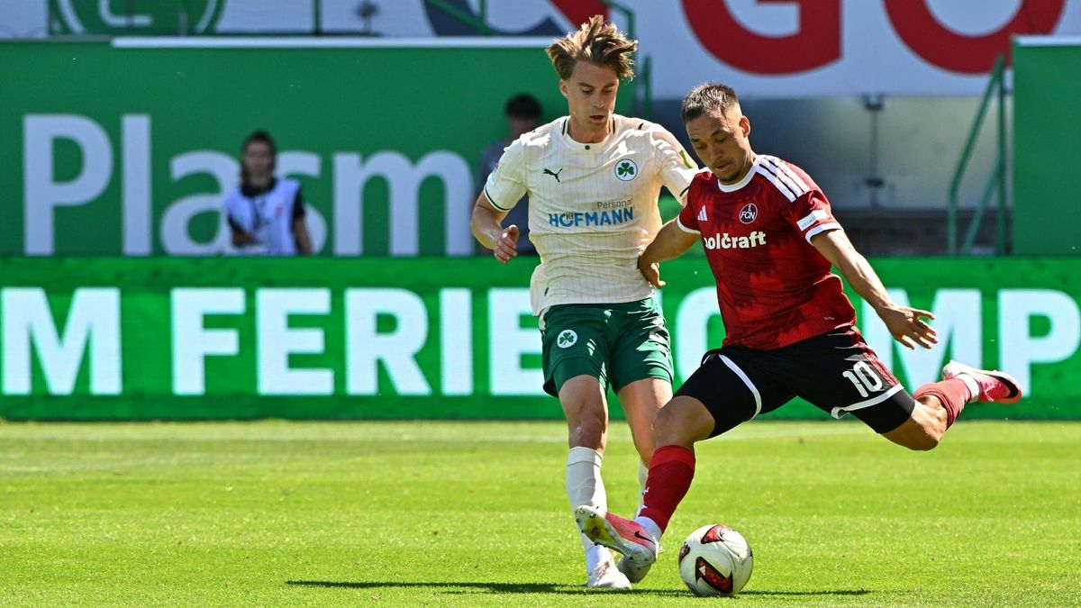 Justvan (r.) gehörte zu den prägenden Figuren des Derbys
