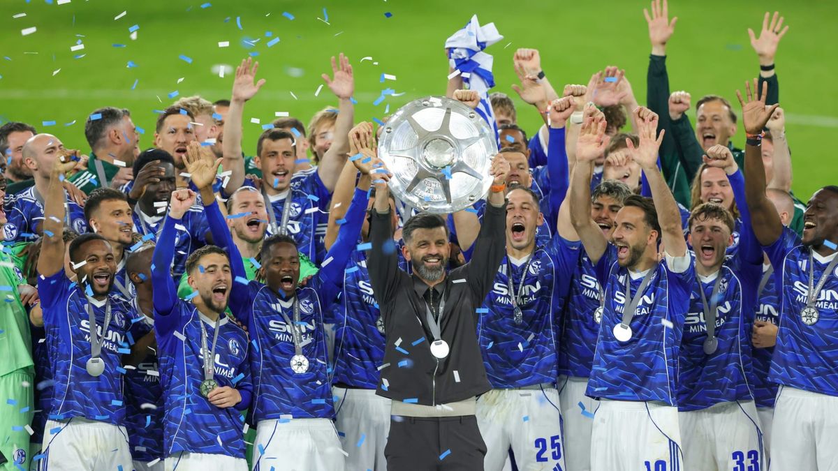 S04 kehrt als Zweitliga-Meister in die Bundesliga zurück