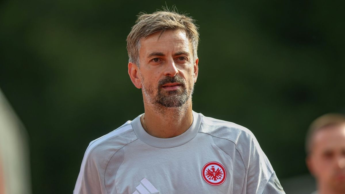 Eintracht-Trainer Niko Arnautis