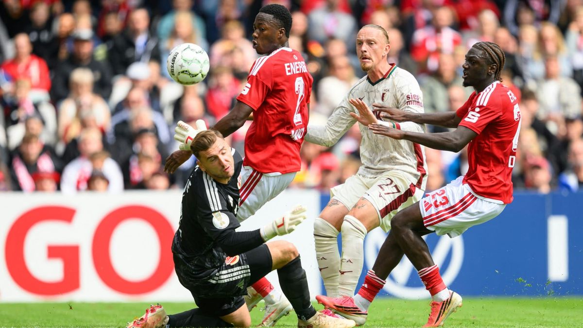 Enger Pokalfight in Cottbus