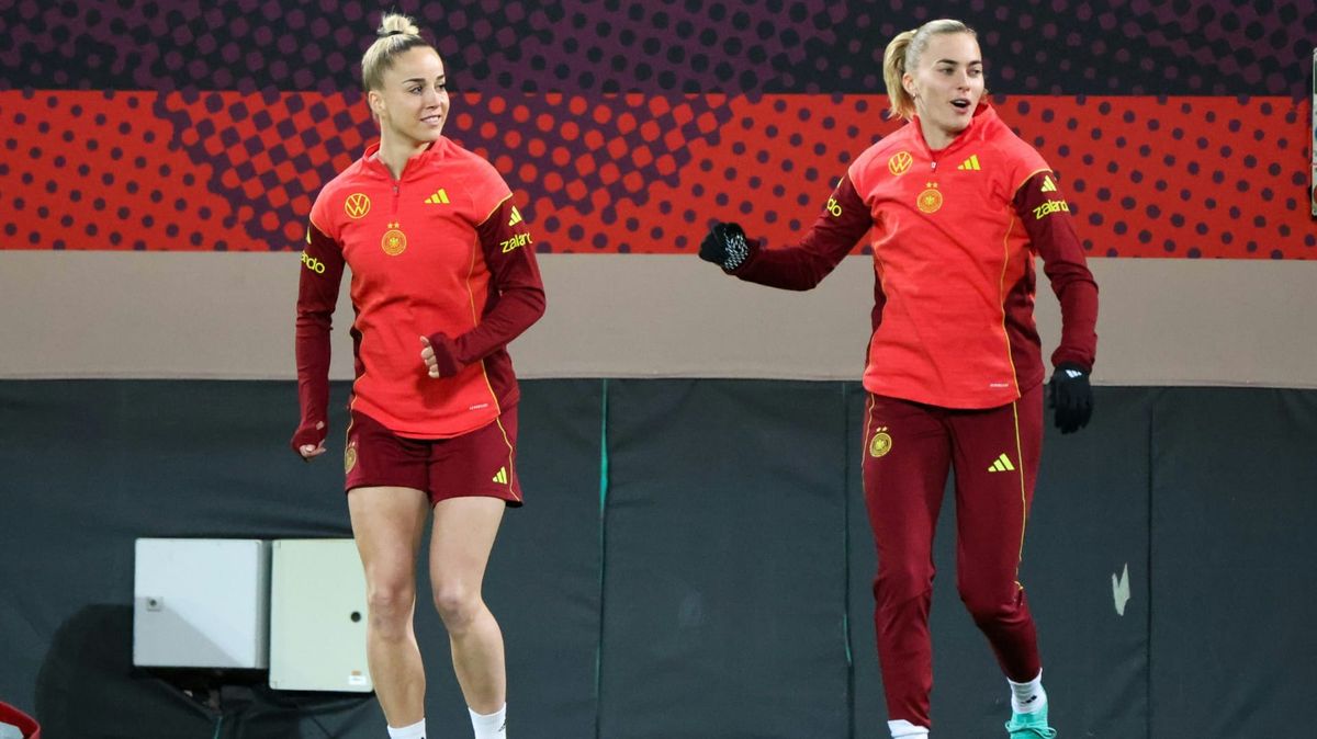 Zurück: Giulia Gwinn (l.) und Laura Freigang