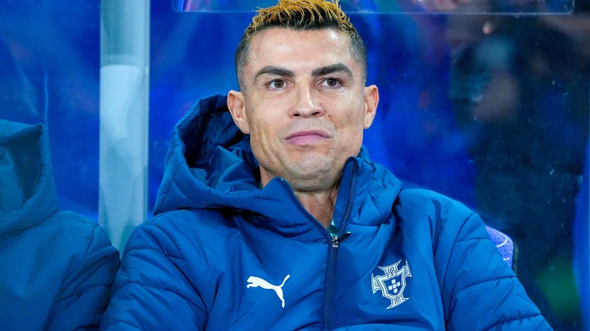 Sein Platz auf der Bank begeisterte Ronaldo nicht