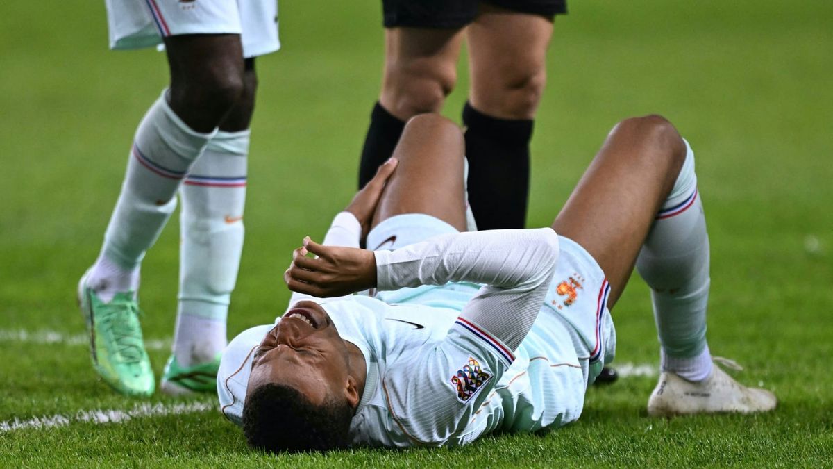 Mbappé verletzte sich am linken Knie
