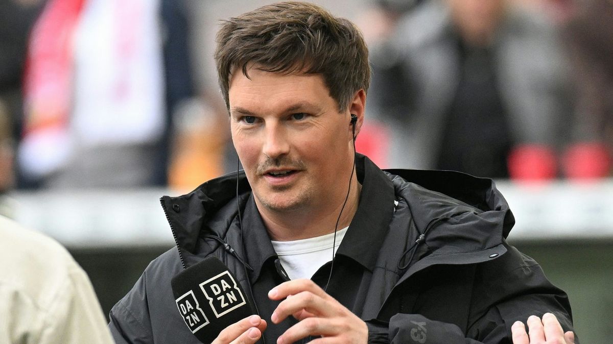 Hat gut lachen: HSV-Trainer Merlin Polzin