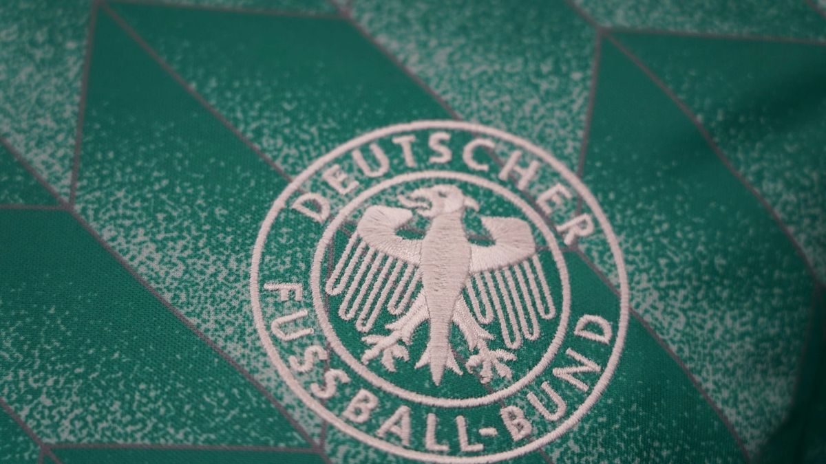 Das grüne Retro-Trikot für Donnerstag
