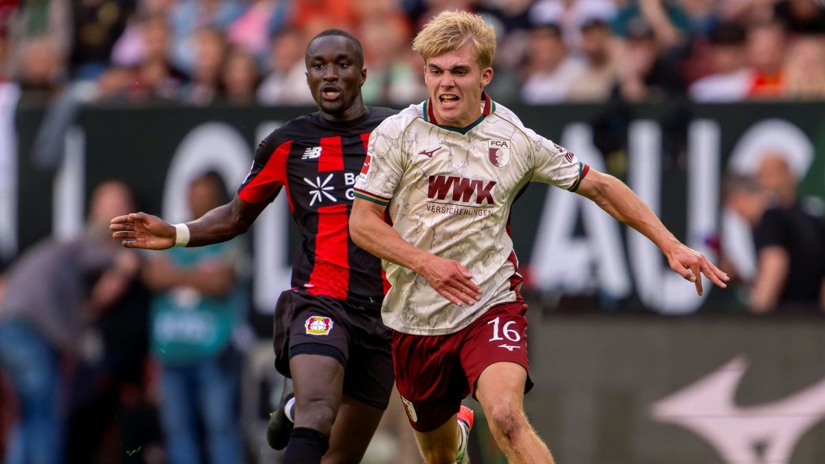 FCA-Profi Hennes Behrens (r.)