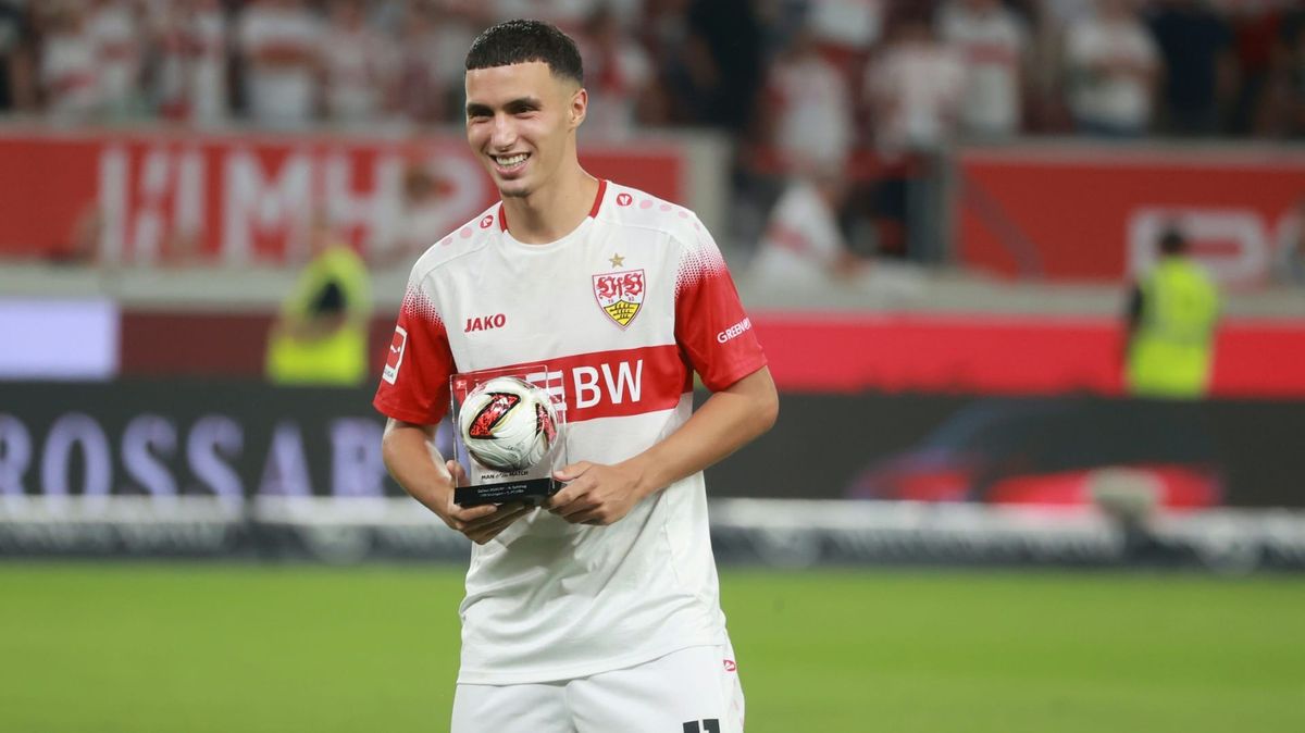 Bilal El Khannouss nach dem Sieg des VfB Stuttart