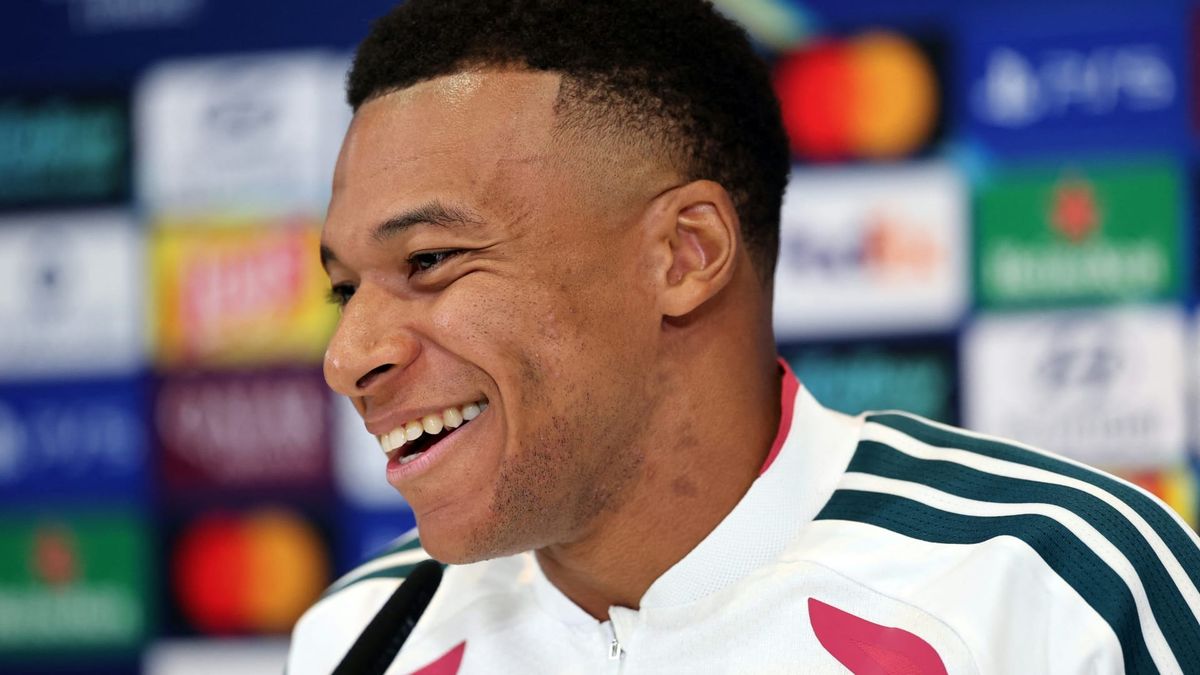 Kylian Mbappé bei der Pressekonferenz