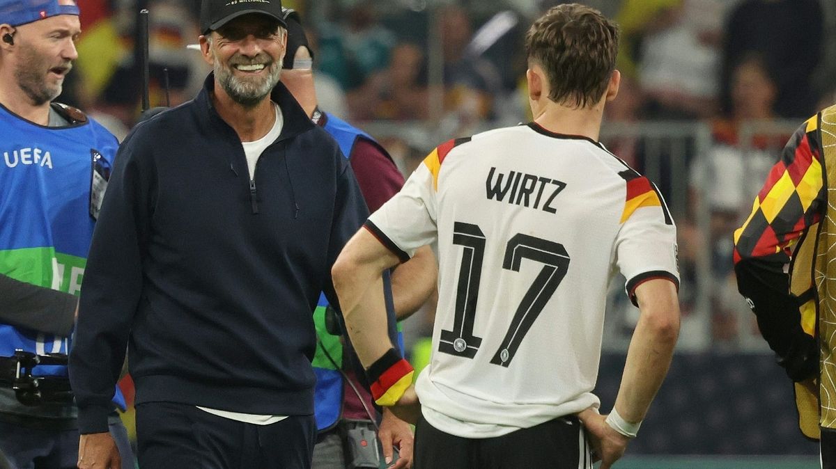 Wirtz (r.) ist beeindruckt von Klopp