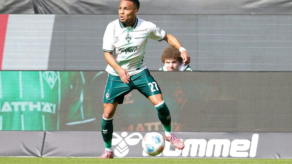 Felix Agu im Einsatz für Werder Bremen