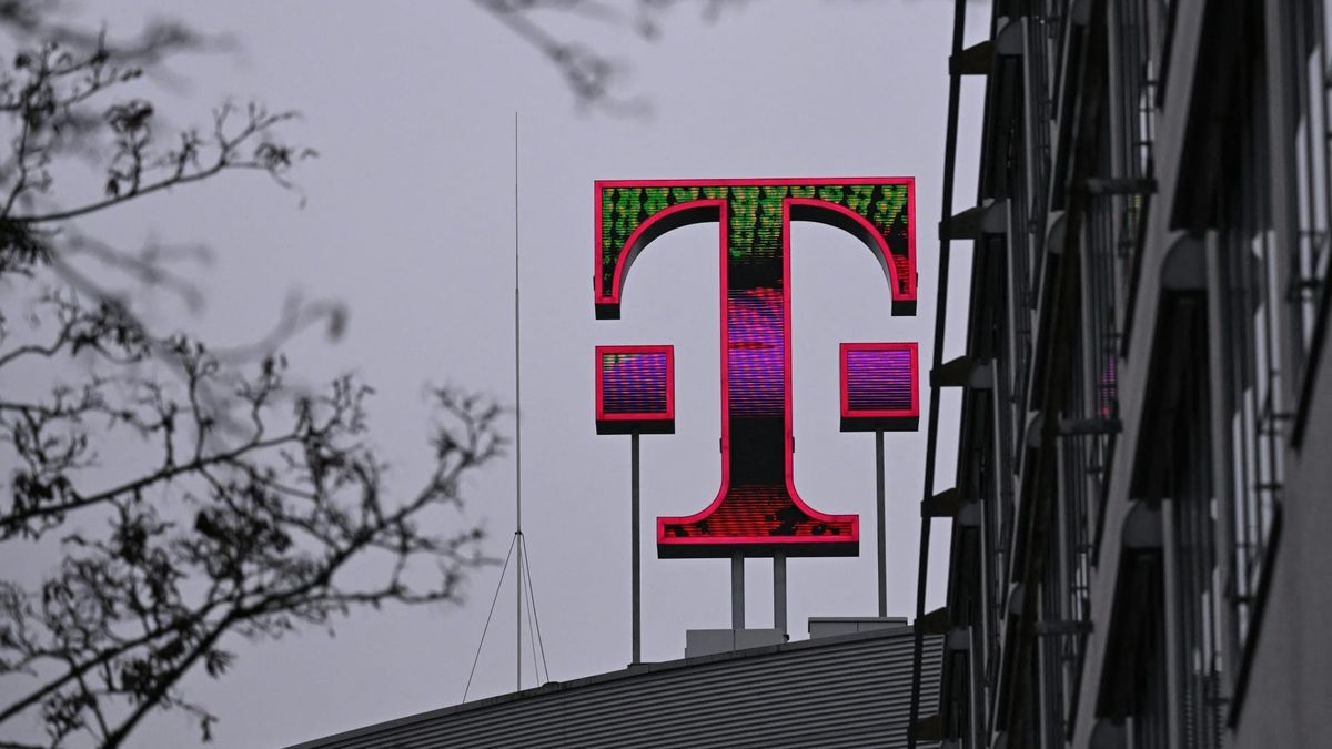 Die 3. Liga bleibt exklusiv bei Magenta bei MagentaSport.