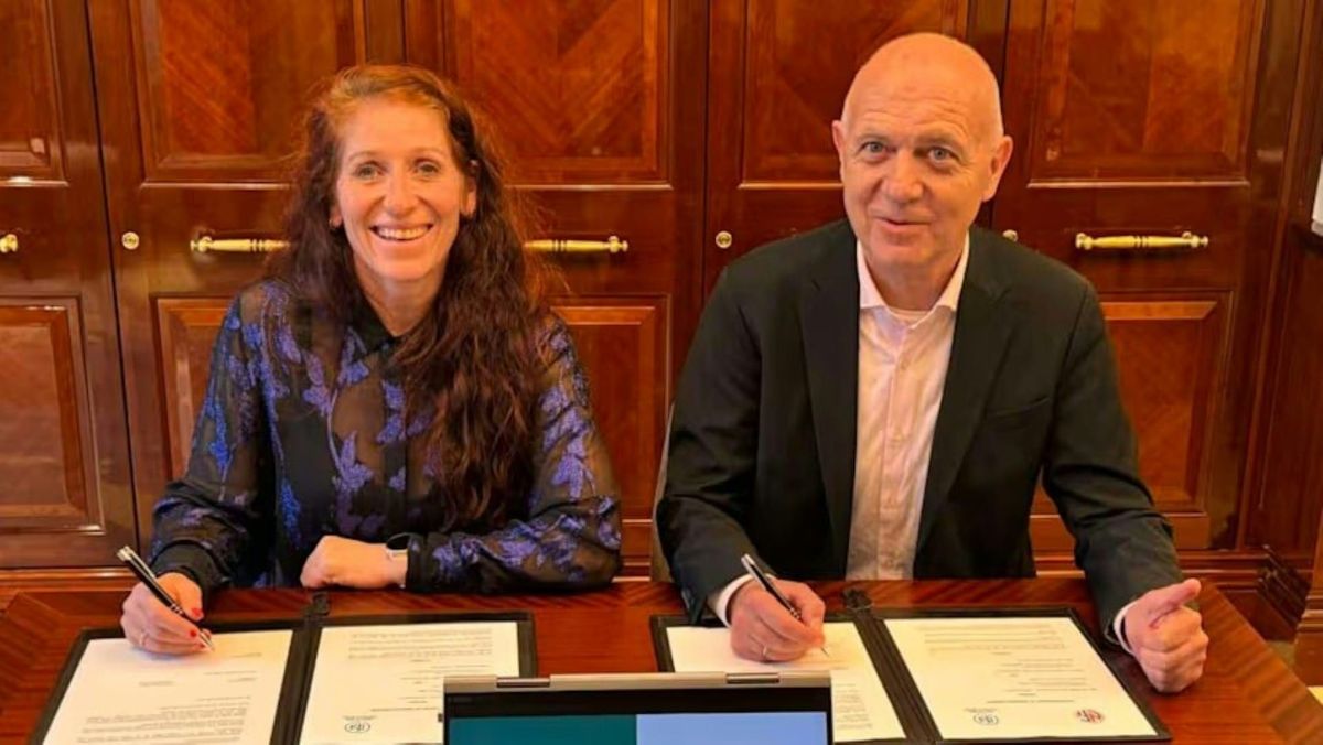 Lise Klaveness mit Bernd Neuendorf