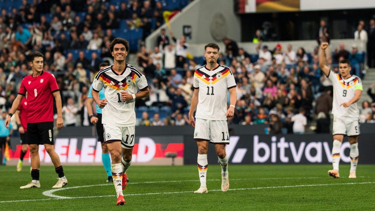 Die DFB-Auswahl in Bielefeld