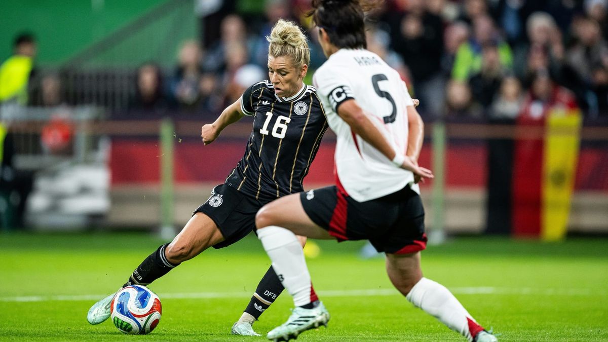 Linda Dallmann erzielt das 1:1