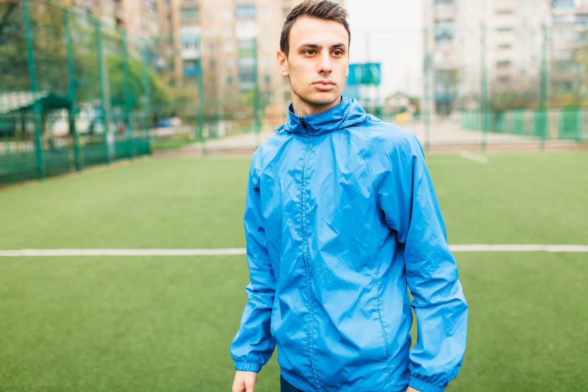 Regenjacke fürs Stadion: North Face QUEST bei SportScheck günstiger