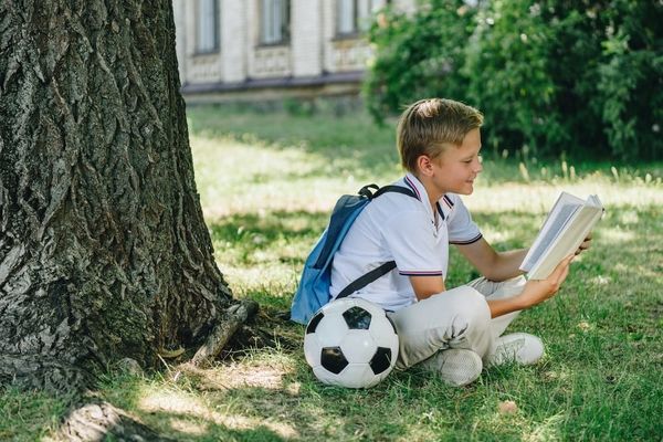 Lesen lernen: So kann Fußball helfen
