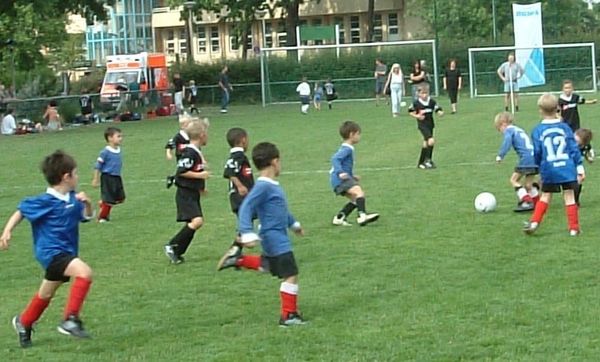 Deutsche Sportmisere: Jamal darf nicht Fußball spielen