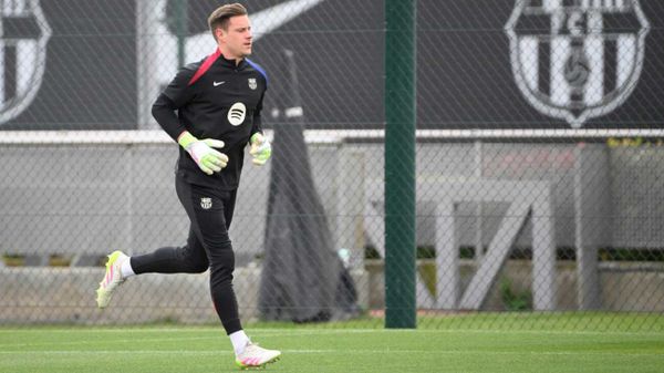 Bei Barca-Auftakt: Ter Stegen allein im Kraftraum