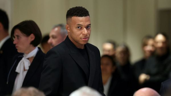 PSG fordert 240 Millionen Euro von Mbappé